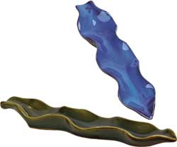 INCENSE HOLDERS-CERAMIC LEAF